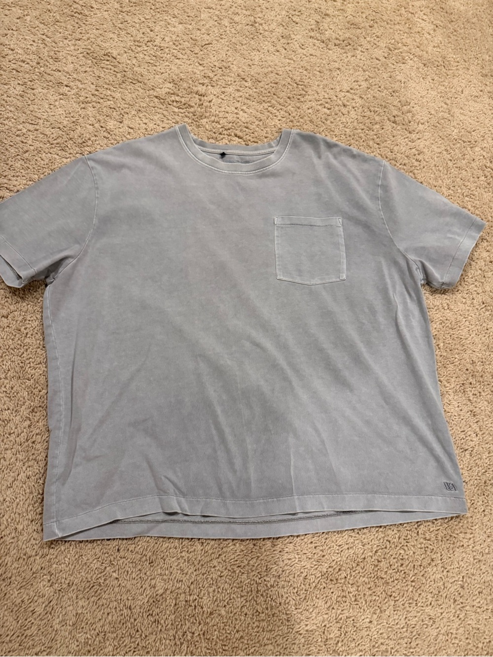 VRST Men's Pocket T-Shirt in Light Gray